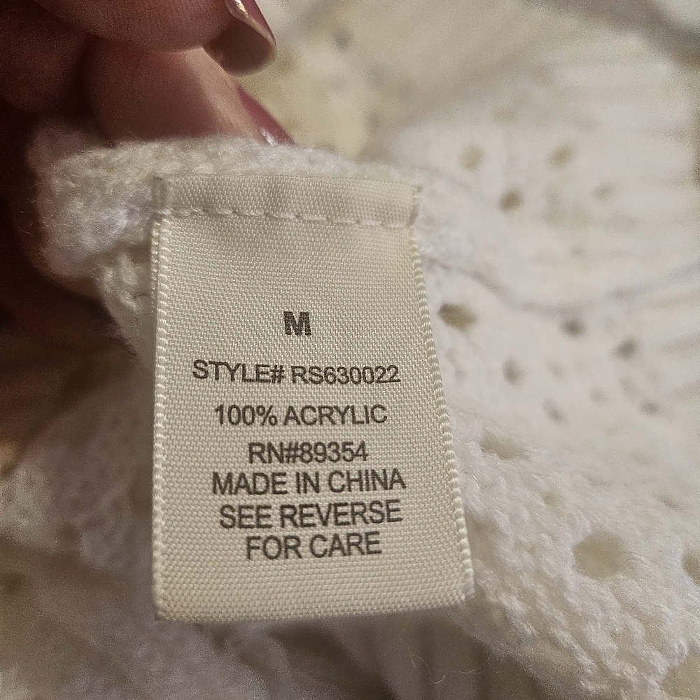 No Comment Open Knit Cropped Long Sleeve Off White Sweater - Picture 10 of 10